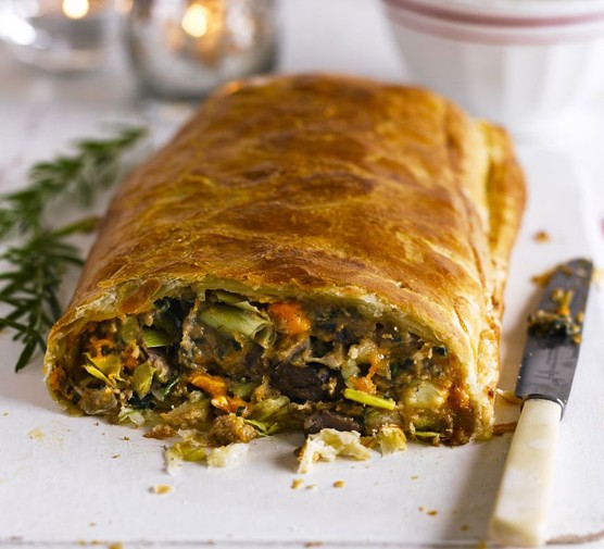 Chestnut, spinach & blue cheese en croûte recipe 