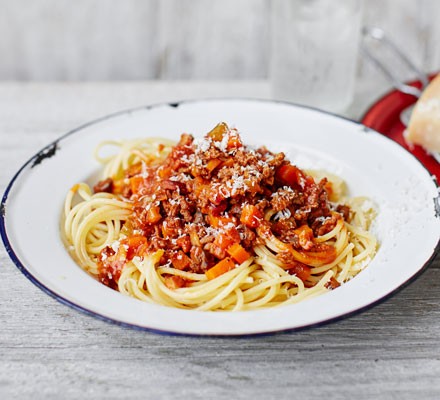 Classic spaghetti Bolognese recipe 