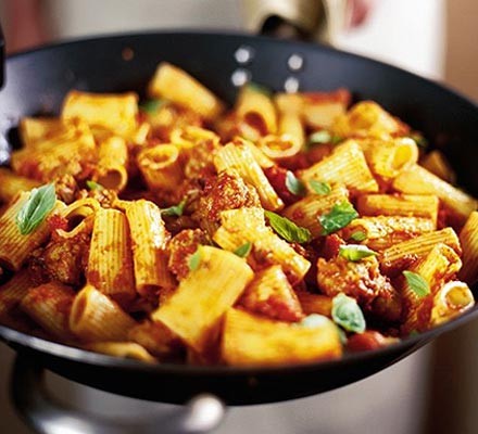 Chunky sausage & tomato pasta recipe 