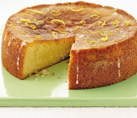 Gluten-free lemon drizzle cake recipe
