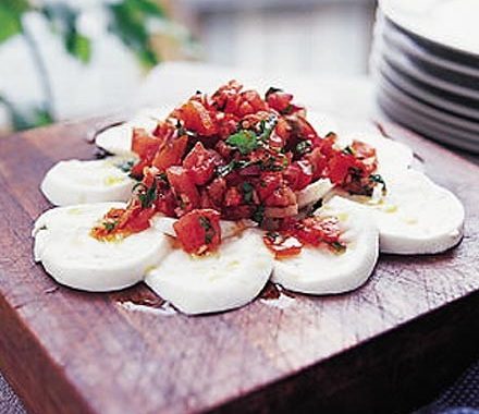 Mozzarella with tomato & chilli salsa recipe
