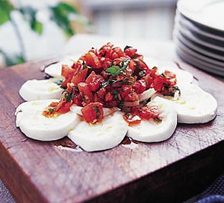 Mozzarella with tomato & chilli salsa recipe 