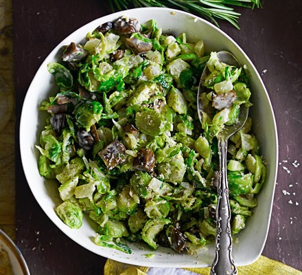 Creamed sprouts with chestnuts recipe 