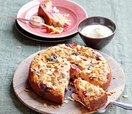 Fig & raspberry crumble cake recipe