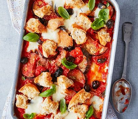 Italian aubergine traybake recipe