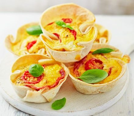 Mini pizza quiches recipe