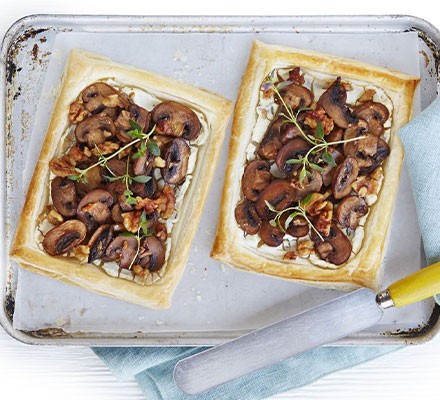 Mushroom & goat’s cheese tartlets recipe 