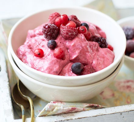 Instant frozen berry yogurt recipe 
