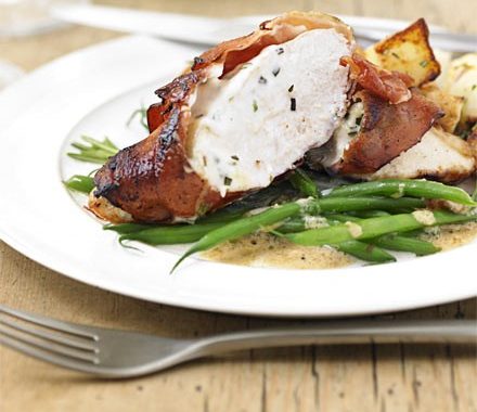 Chicken stuffed with herby mascarpone recipe