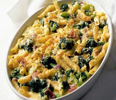 Crusty pasta & broccoli bake recipe