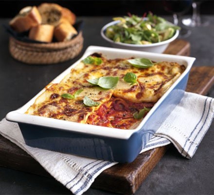 Cheese & bacon lasagne recipe 