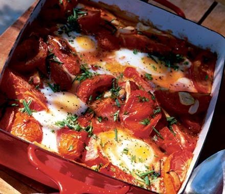 Tomato baked eggs recipe
