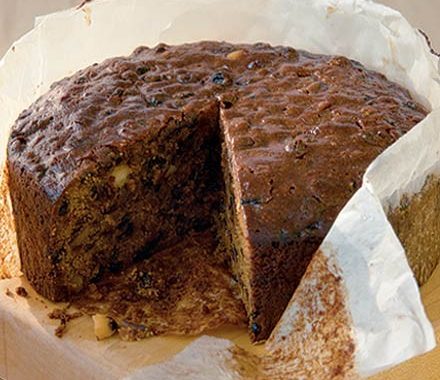Simmer-&-stir Christmas cake recipe