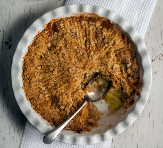 The best apple crumble recipe (with video) 
