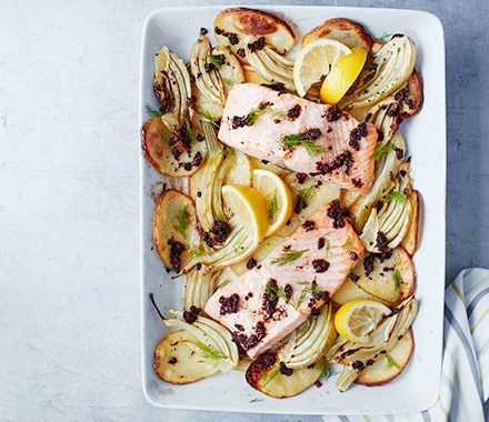 Baked salmon with potatoes & fennel recipe