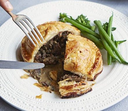 Braised ox cheek wellingtons with peppercorn gravy recipe