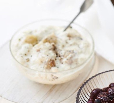 Creamy bread & shallot sauce recipe 