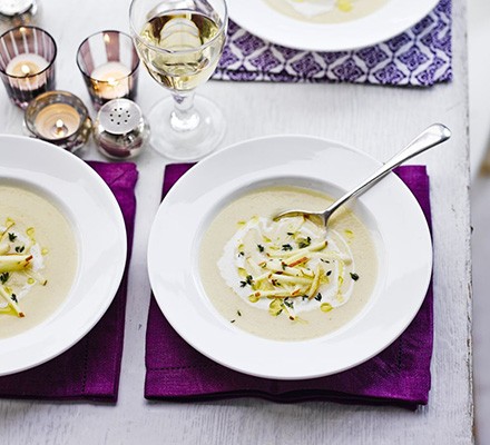 Cauliflower & apple soup recipe 