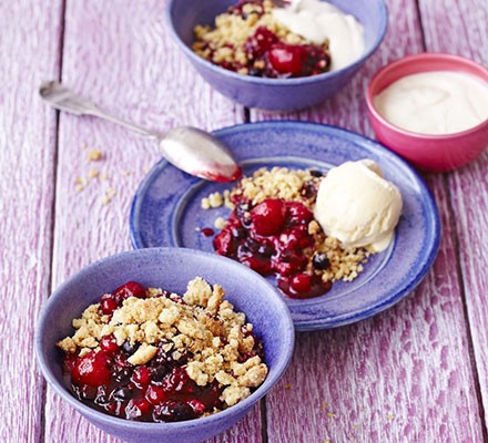 Very-berry oat crumble recipe 