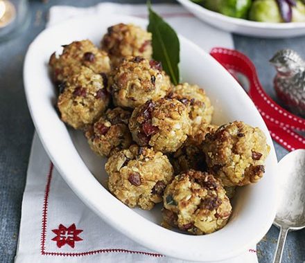 Hazelnut, pancetta & orange stuffing recipe