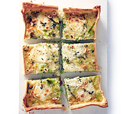 Leek & goat’s cheese traybake tart recipe 