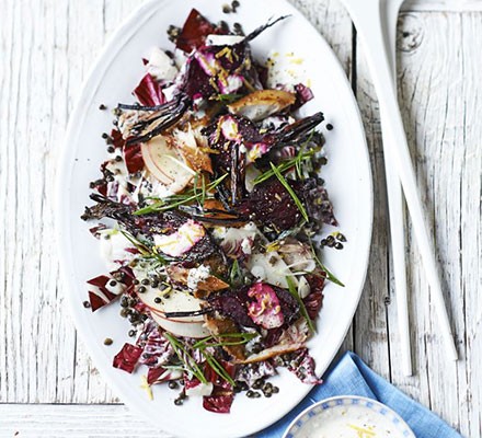 Smoked mackerel & beetroot salad with creamy horseradish dressing recipe 