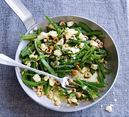 Quick-fried runner beans with cheddar & hazelnuts recipe 