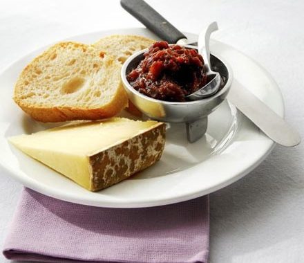 Rhubarb & date chutney recipe