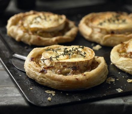 Leek & goat's cheese tartlets recipe