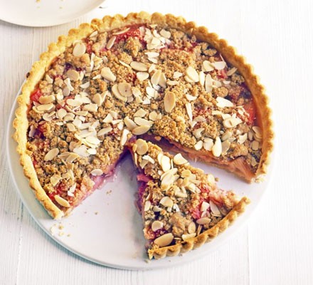 Rhubarb & almond crumble tart recipe 