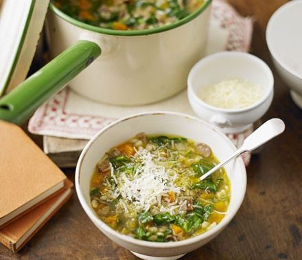 Walkers' wild mushroom, bacon & barley broth recipe