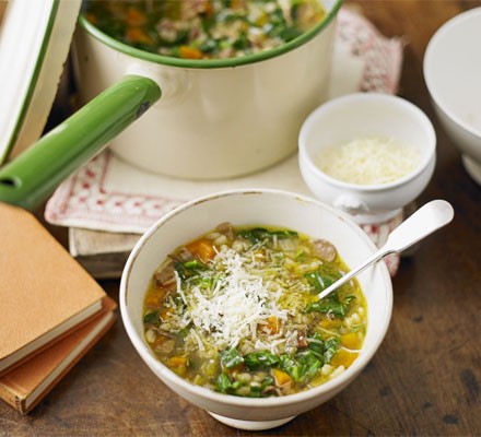 Walkers' wild mushroom, bacon & barley broth recipe 