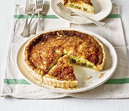 Souffléd crab & asparagus tart recipe