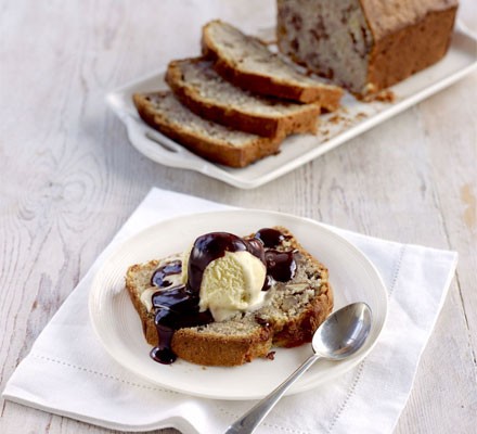 Banana & walnut loaf recipe 