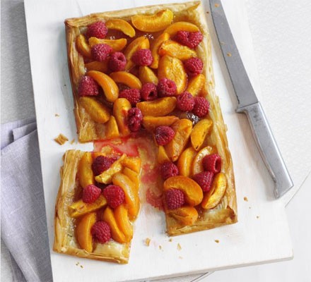 Apricot & raspberry tart recipe 