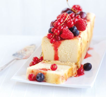 Berry shortbread cheesecake slice recipe 
