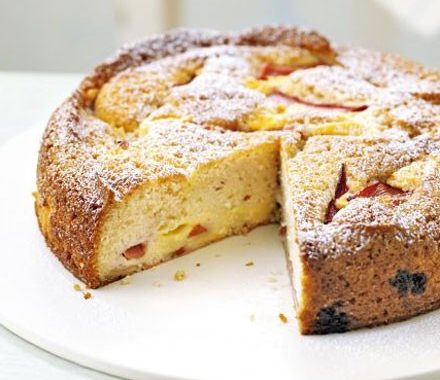 Rhubarb & custard cake recipe