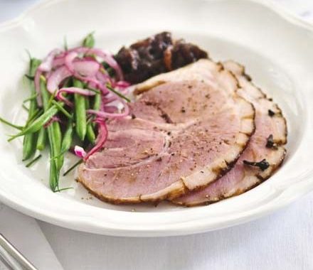 Sticky treacle-glazed ham recipe
