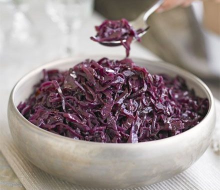 Sticky spiced red cabbage recipe