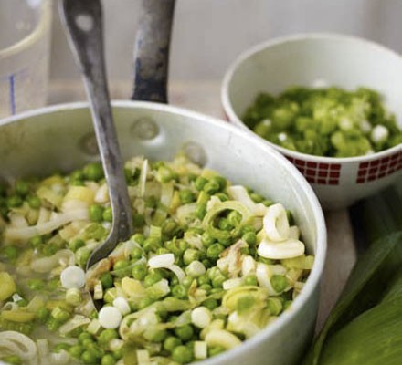 Buttered peas & leeks recipe 