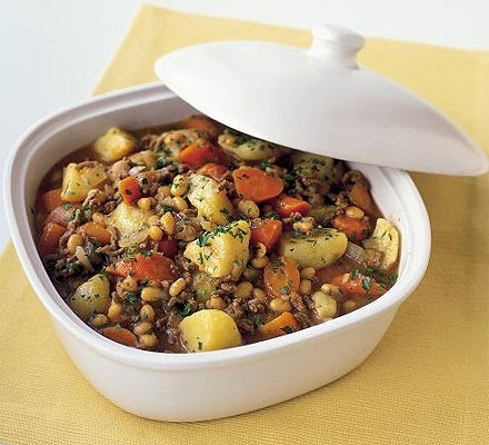 Beef & bean hotpot recipe 