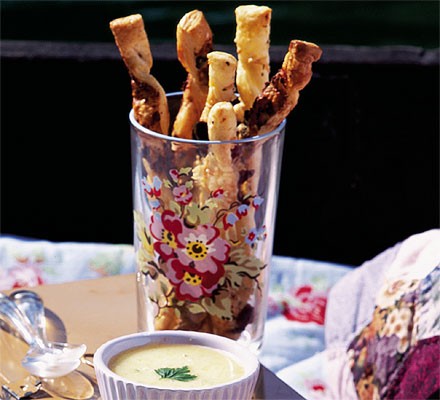 Quick cheese straws recipe 
