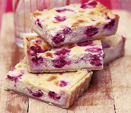 Raspberry & white chocolate traybake recipe