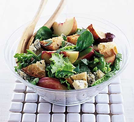 Peach & blue cheese salad recipe 