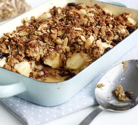 Oaty apple crumble recipe 