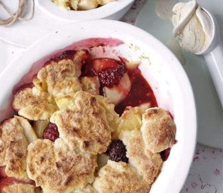 Blackberry & pear scrumble recipe