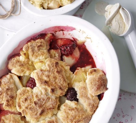 Blackberry & pear scrumble recipe 