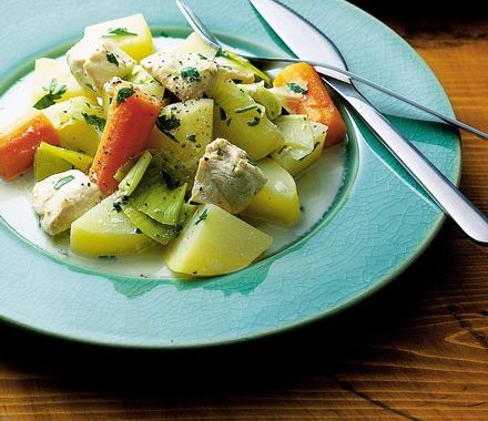 St David's leek & chicken hotpot recipe