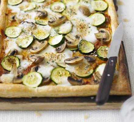 Courgette, mushroom & mozzarella tart recipe 
