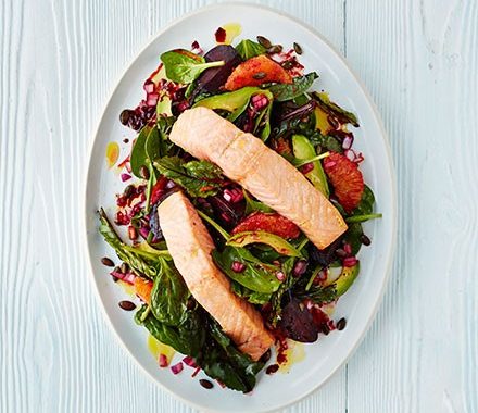 Zesty salmon with roasted beets & spinach recipe
